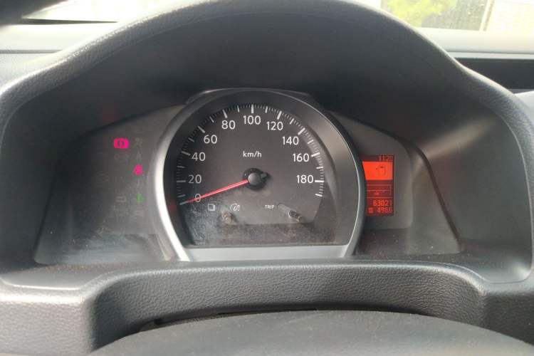 Used Nissan NV200 2011 1.6L 232 Seats Zunya Trim
