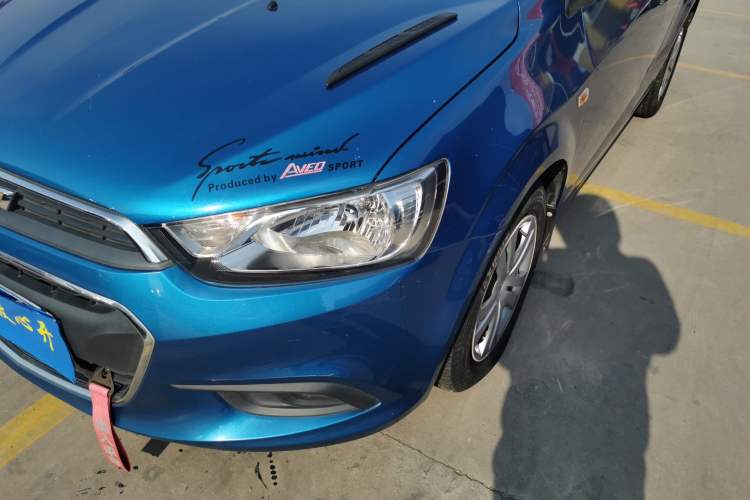 Used Chevrolet Aveo Sonic 2014 Sedan 1.4SL MT Comfort Edition
