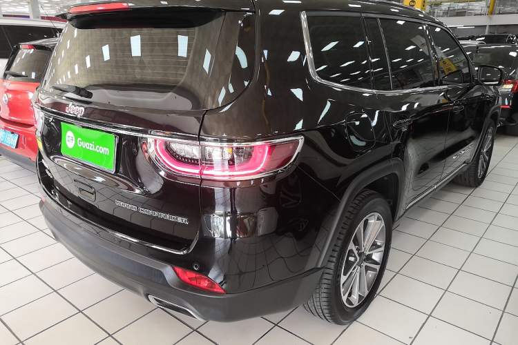 Used Jeep Grand Commander 2018 2.0T Four-Wheel Drive Enjoyment Edition China VI
