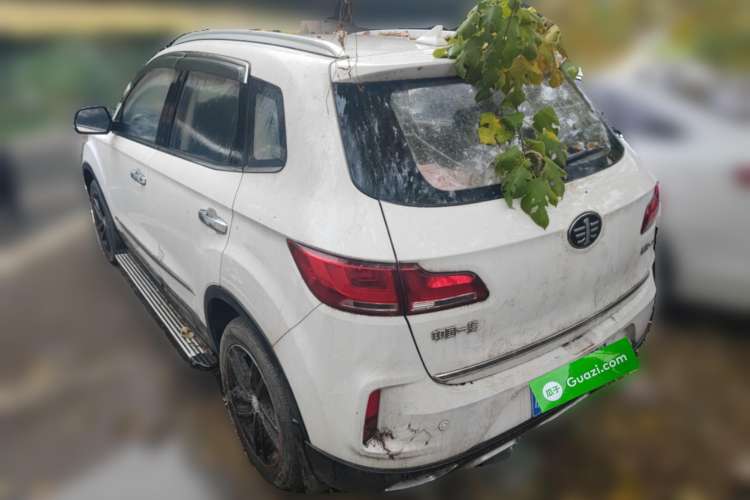 Used Bestune X40 2017 1.6L Manual Luxury Edition