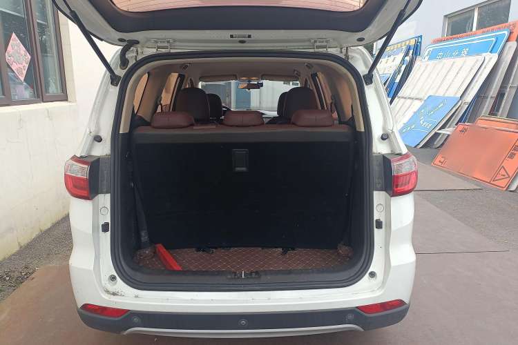 Used Changan Lingxuan 2017 1.6L Manual Happiness Edition