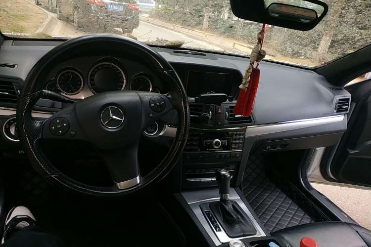 Used Mercedes-Benz E-Class 2010 E 260 CGI Convertible
