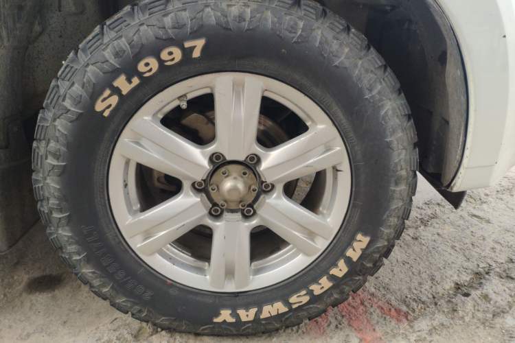 Used Isuzu mu-X 2017 3.0T Four-Wheel Drive Automatic Luxury 7-Seater China IV Standard
