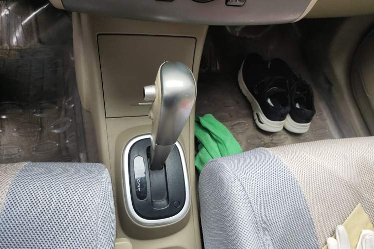 Used Nissan Tiida Sedan 2008 1.6L Automatic Fashion Edition