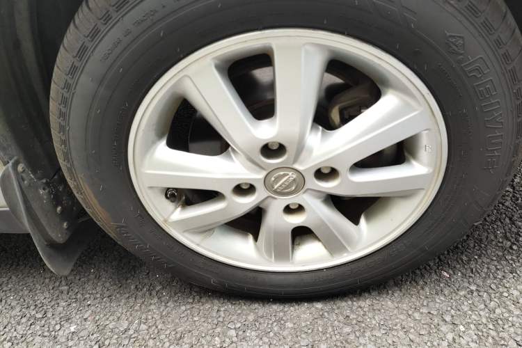 Used Nissan Tiida Sedan 2008 1.6L Automatic Fashion Edition