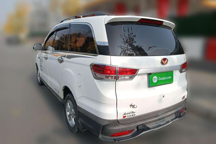 Used HYOSOW H3 2017 1.5L Manual Comfort Sunroof Version