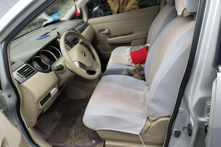 Used Nissan Tiida Sedan 2008 1.6L Automatic Fashion Edition