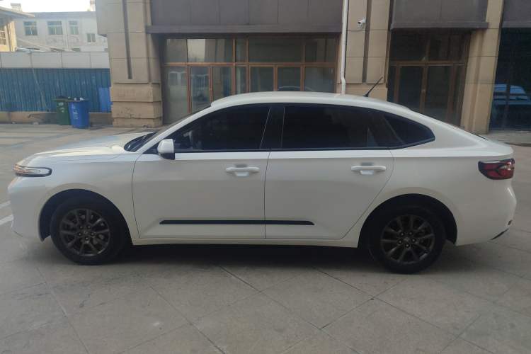 Used Baojun RC-5 2020 1.5L Manual Zhiyao Elite Edition
