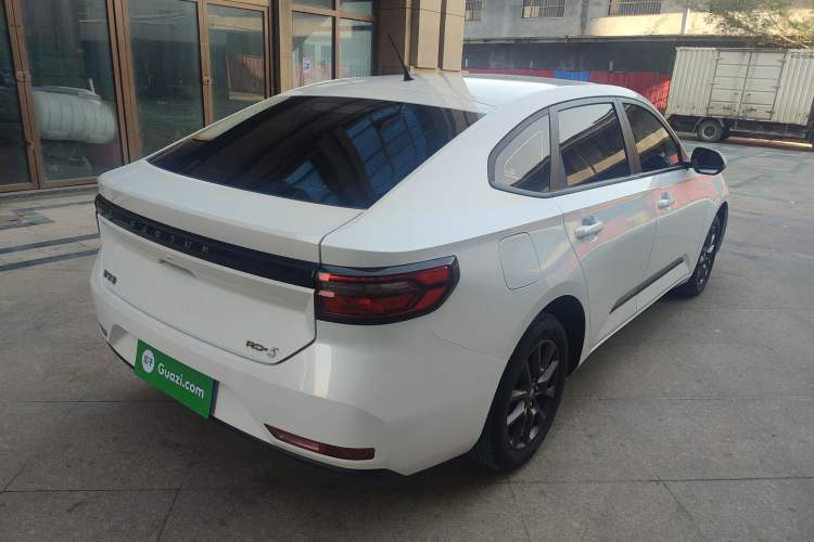 Used Baojun RC-5 2020 1.5L Manual Zhiyao Elite Edition
