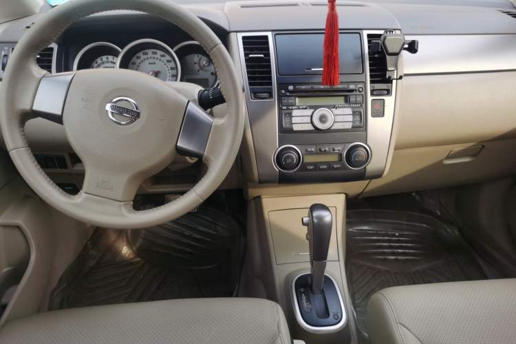 Used Nissan Tiida 2008 1.6L Automatic Smart Version
