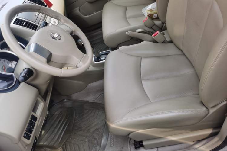 Used Nissan Tiida 2008 1.6L Automatic Smart Version
