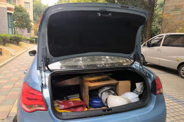 Used Roewe e550 2014 Flagship Edition
