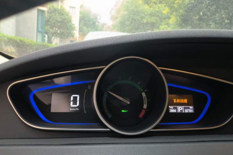 Used Roewe e550 2014 Flagship Edition
