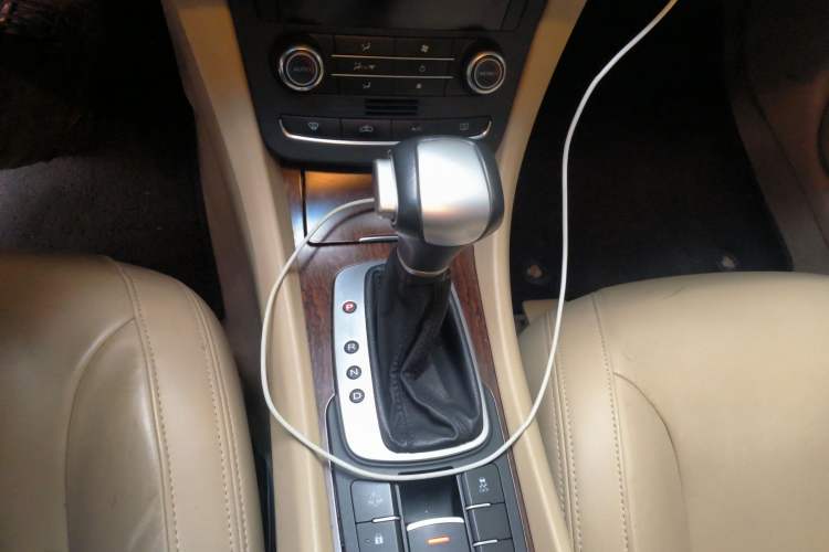 Used Roewe e550 2014 Flagship Edition
