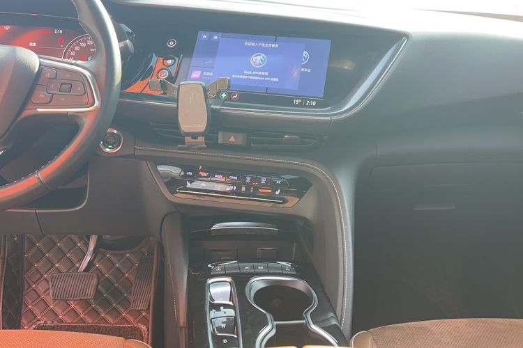 Used Buick Envision 2020 Encore S 652T Two-Wheel Drive Luxury Model
