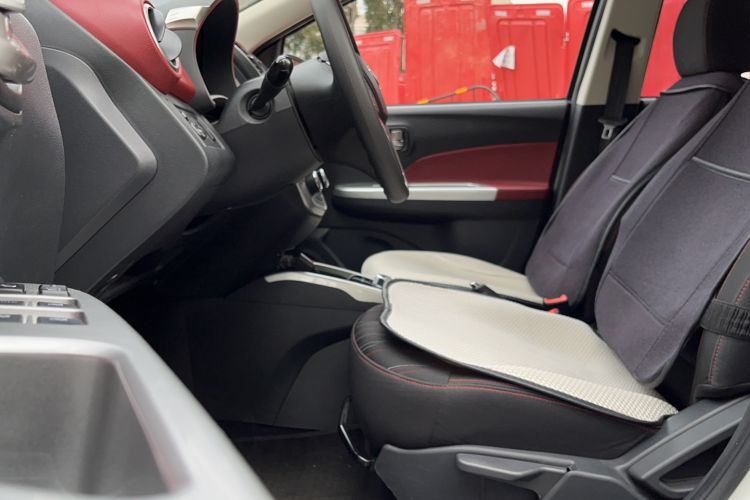 Used CHANGAN Benni EV 2018 EV260 Fashion Edition Interior 9