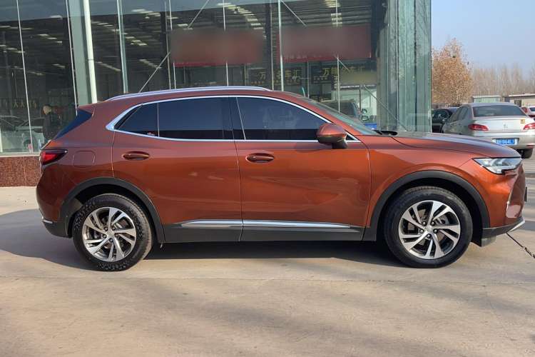 Used Buick Envision 2020 Encore S 652T Two-Wheel Drive Luxury Model
