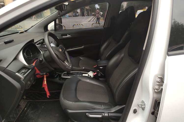 Used Chevrolet Lova RV 2018 1.5L Automatic Smart Drive Model Left Front Seat