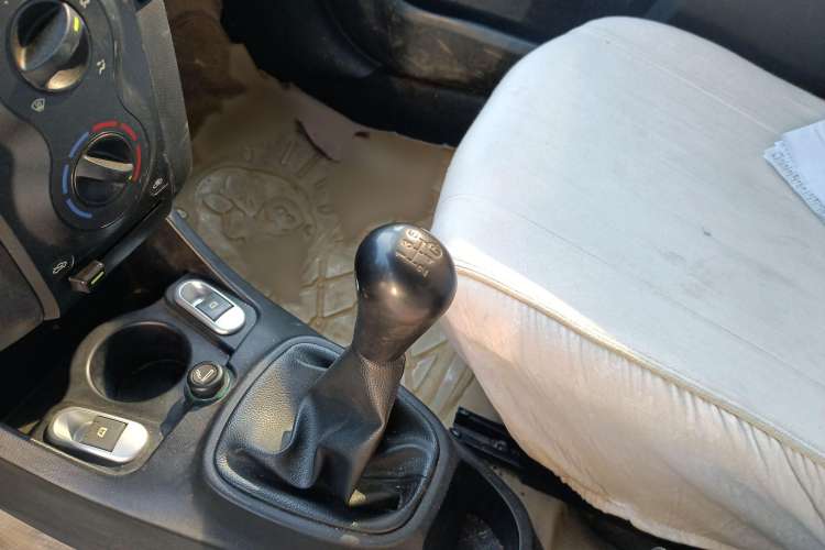 Used BYD F0 2012 1.0L XuanKu Trim
