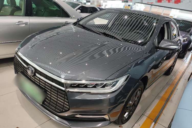 Used BYD Qin New Energy 2019 High-Range Luxury Model
