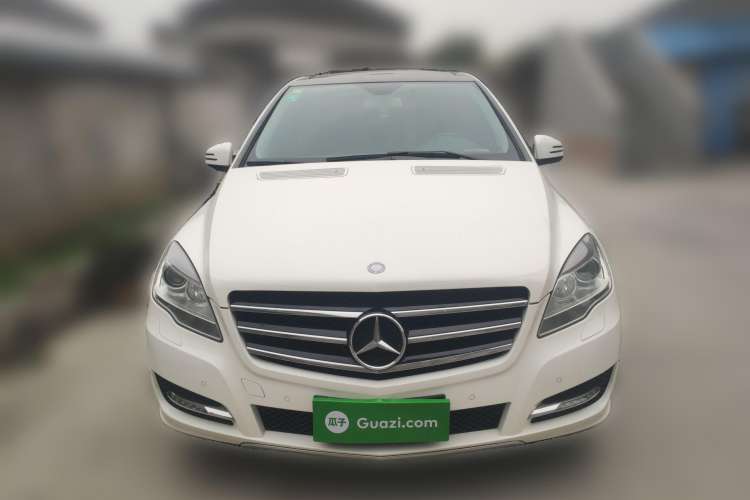 Used Mercedes-Benz R-Class 2017 R 320 4MATIC Business Edition Prestige Model
