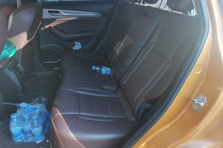 Used Haval F7 2019 2.0T Four-Wheel Drive 70th Anniversary Limited Edition
