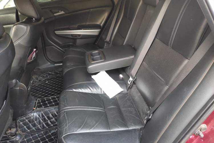 Used Honda Crosstour 2012 2.4L Luxury Edition
