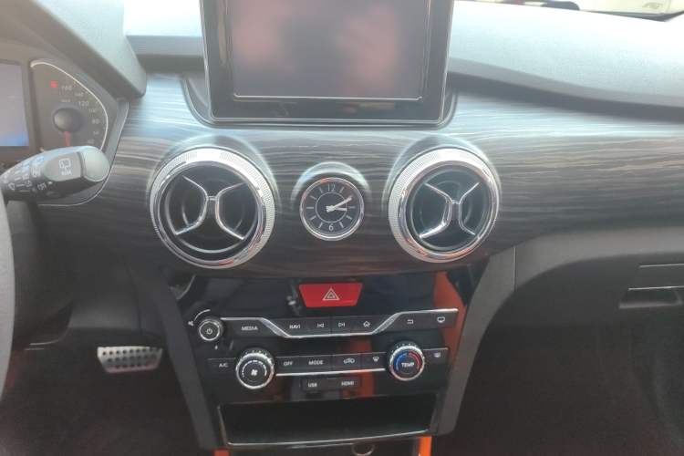 Used BAIC New Energy EX 2018 EX360 Trendy Edition
