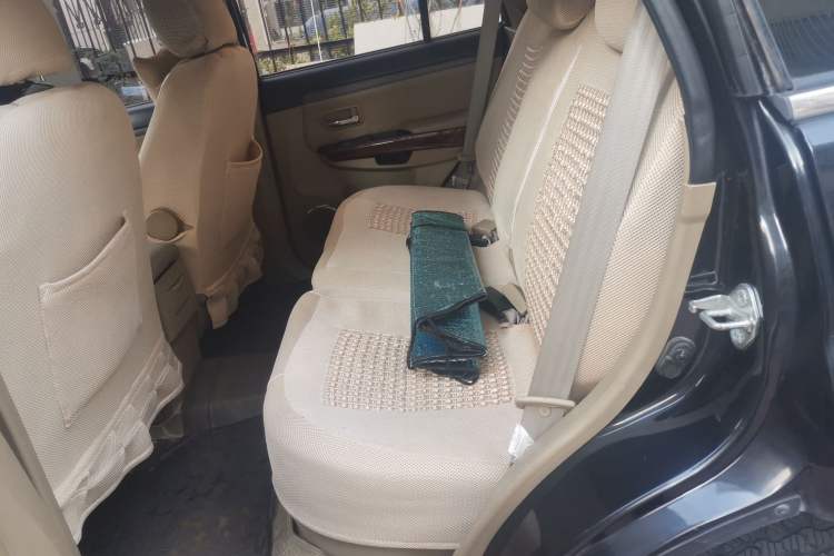 Used Haval H5 Classic 2012 European-style Version Green Silence 2.0T Automatic 2WD Luxury Model
