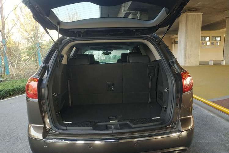 Used Buick Enclave 2010 3.6L Elite Edition