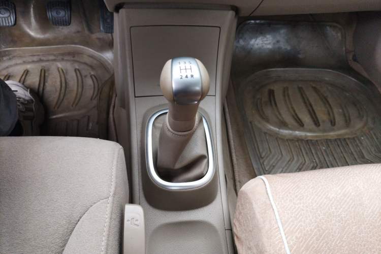 Used Nissan Tiida Sedan 2008 1.6L Manual Fashion Edition