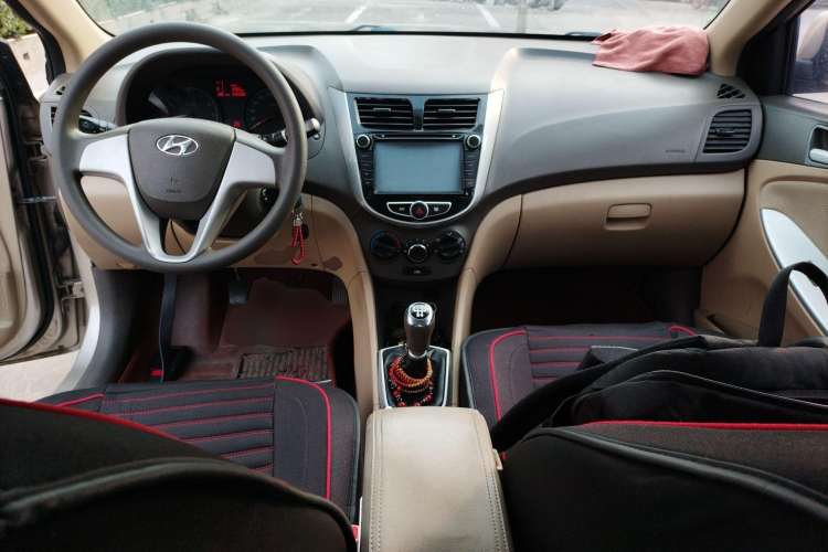 Used Hyundai Verna (older generation) 2010 Sedan 1.4L Manual Comfort GS
