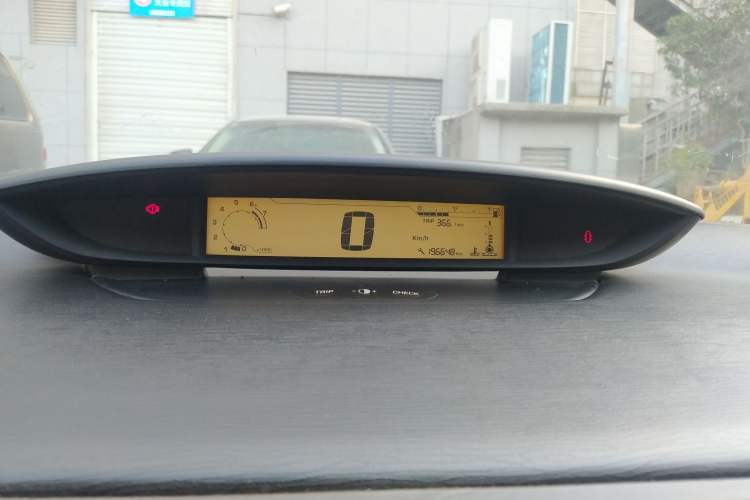 Used Citroen C-Quatre 2009 Sedan 1.6L Manual Fashion Edition