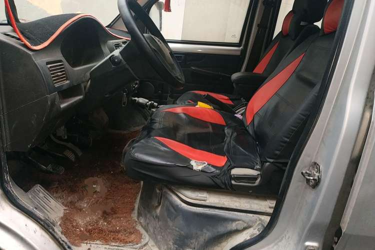 Used Wuling Rongguang Small Truck 2012 1.2L Double-Cab Basic Version LAQ
