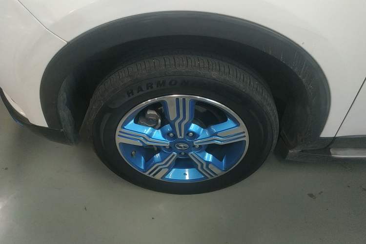 Used Soueast DX3 2018 EV Flagship Model Left Front Wheel Hub