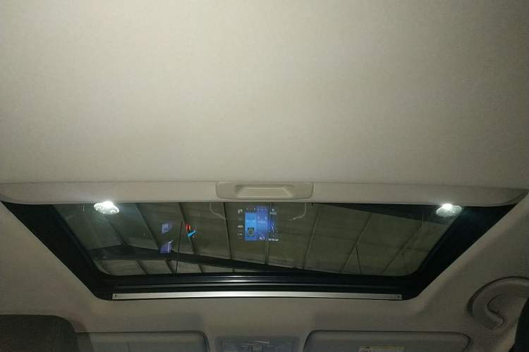 Used Dongfeng Aeolus AX7 2019 Classic 230T Manual Elite Model China VI Standard
