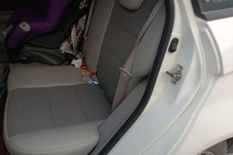 Used BAIC New Energy EV 2015 EV200 Light Edition
