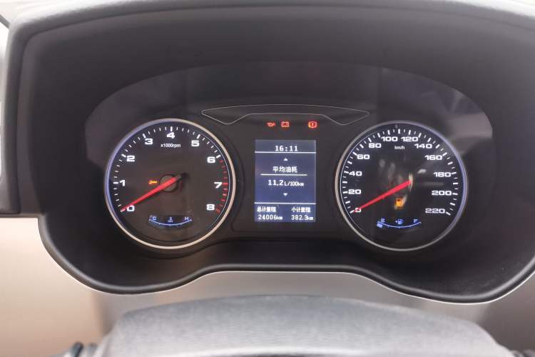 Used JAC Refine M4 2019 Business & Travel Series 2.0L Manual Comfort Model China V Standard