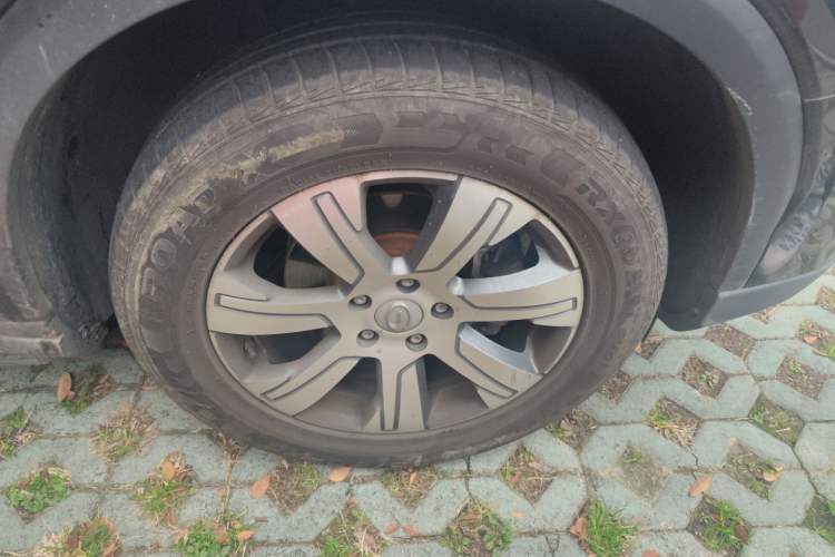 Used GAC Trumpchi GS7 2017 320T Two-Wheel-Drive Luxury Smart Connectivity Model
