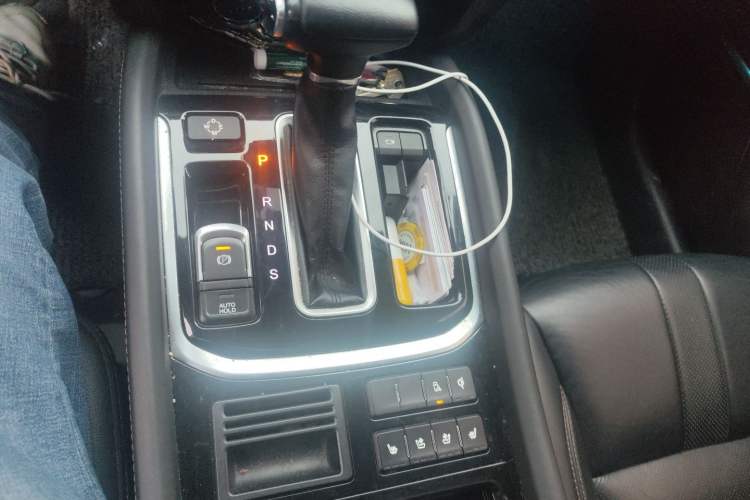 Used GAC Trumpchi GS7 2017 320T Two-Wheel-Drive Luxury Smart Connectivity Model
