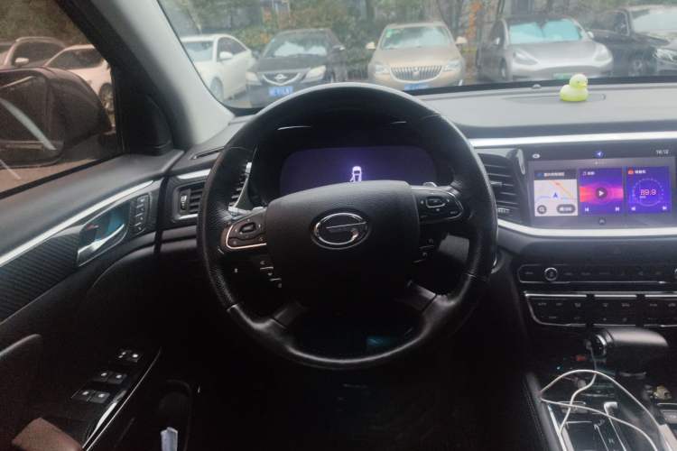 Used GAC Trumpchi GS7 2017 320T Two-Wheel-Drive Luxury Smart Connectivity Model
