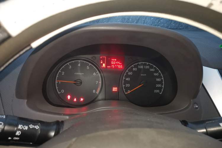 Used Hyundai Verna (older generation) 2010 Sedan 1.4L Manual Comfort GS