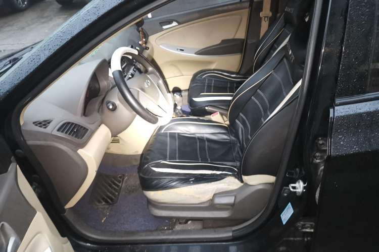 Used Hyundai Verna (older generation) 2010 Sedan 1.4L Manual Comfort GS