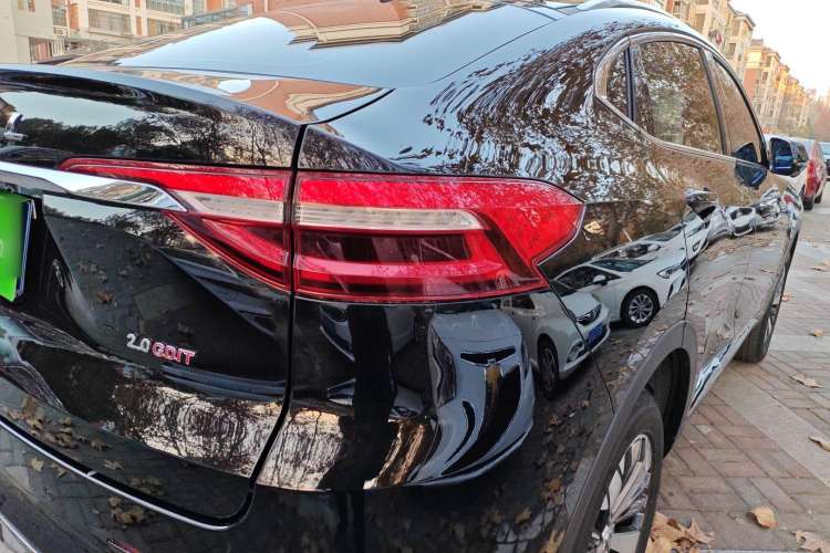 Used Haval F7x 2019 2.0T Two-Wheel Drive Intelligent Technology Edition
