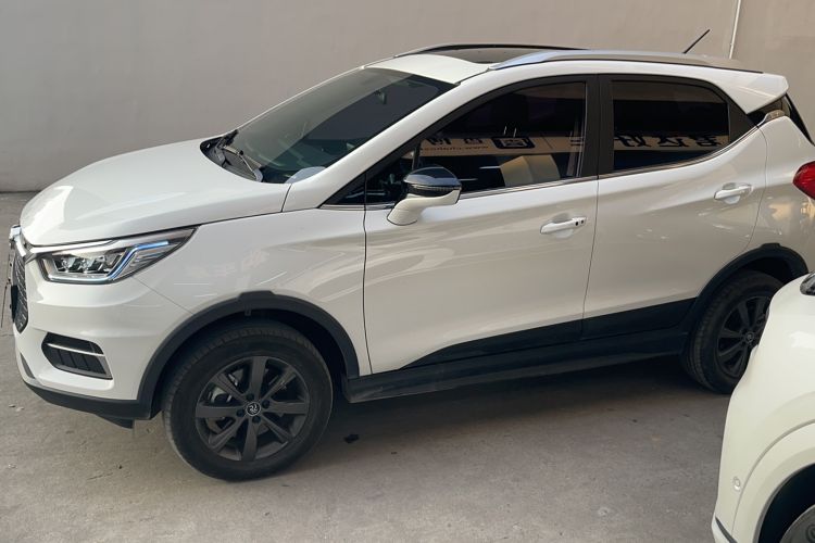 Used BYD Yuan New Energy 2019 EV360 Smart Connect Enjoyment Model Left Side