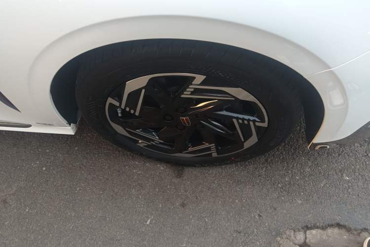 Used Hongqi H6 2023 2.0T Zhiyi Version
