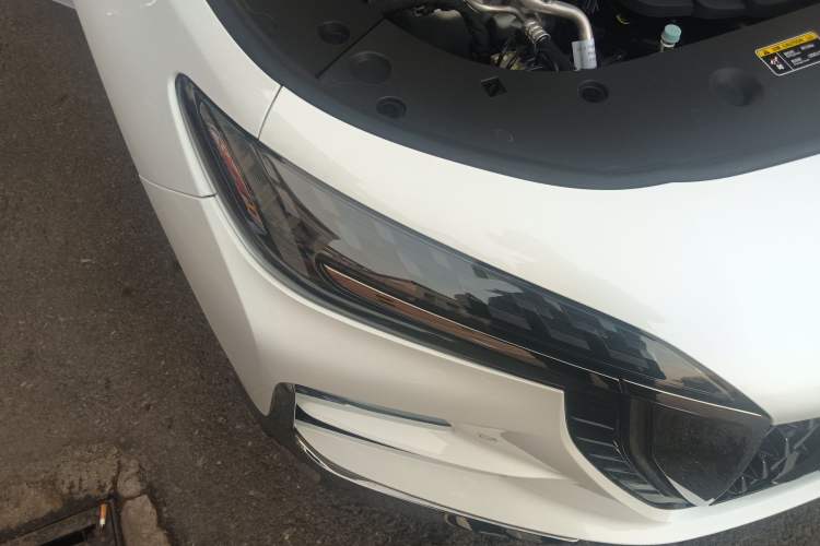 Used Hongqi H6 2023 2.0T Zhiyi Version
