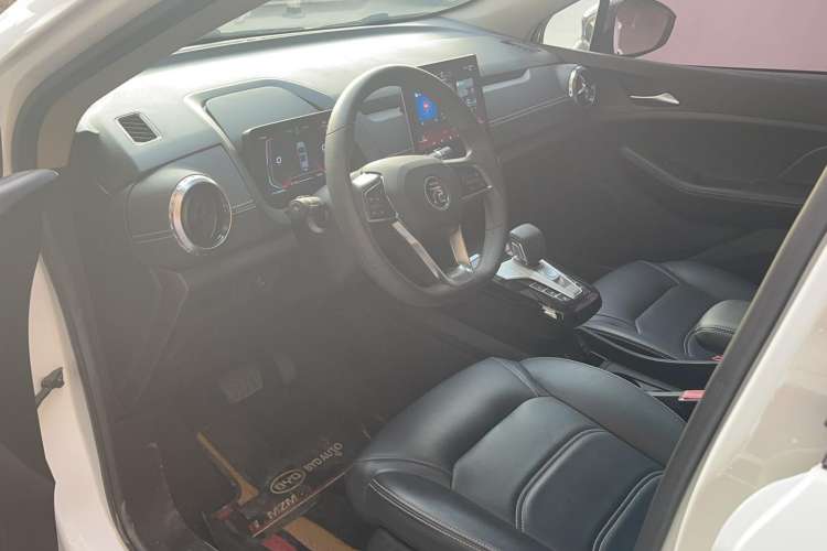 Used BYD Yuan New Energy 2019 EV360 Smart Connect Enjoyment Model Driver Seat