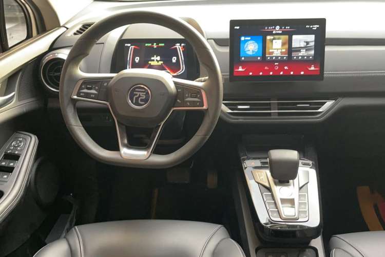 Used BYD Yuan New Energy 2019 EV360 Smart Connect Enjoyment Model Steering Wheel