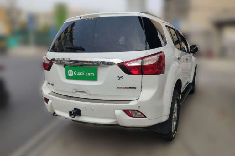 Used Isuzu mu-X 2017 3.0T Four-Wheel Drive Automatic Luxury 7-Seater China IV Standard
